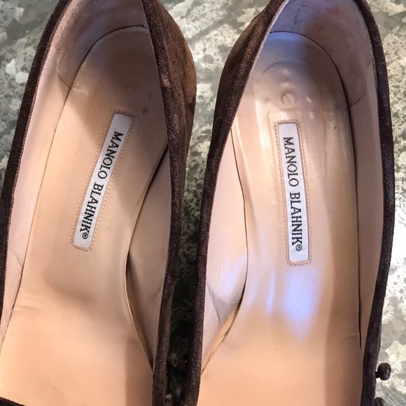 Manikin Blahnik Kitten Suede Heels - Picture 7 of 7